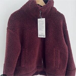 LULULEMON Cinchable Fleece Zip-Up Red Merlot NWT Brand New Perfect SIZE 6 NWT